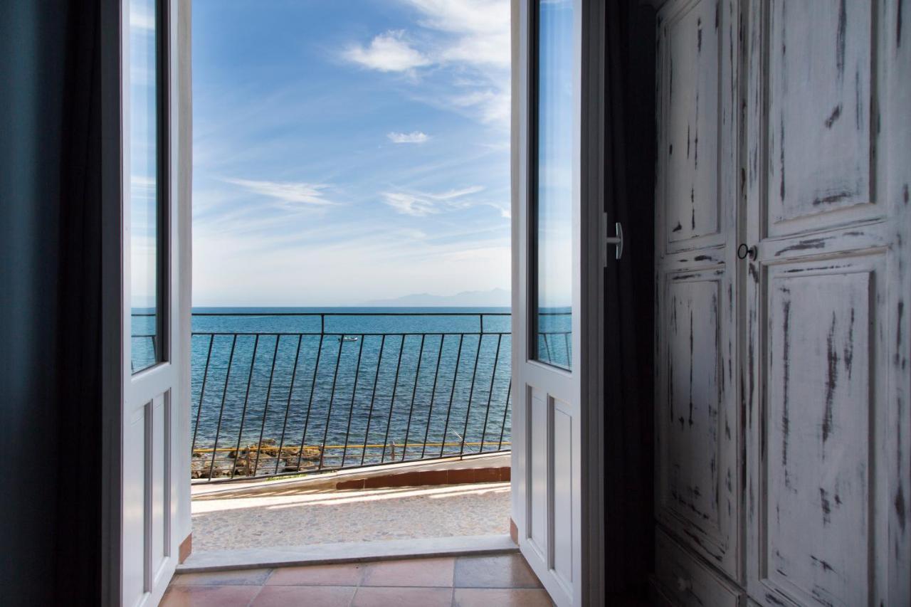 Nereidi Bed & Breakfast Santa Flavia Exterior photo